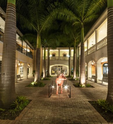 Limegrove_Palm Courtyard-10